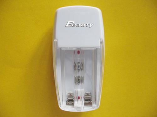 標(biāo)準(zhǔn)充電器